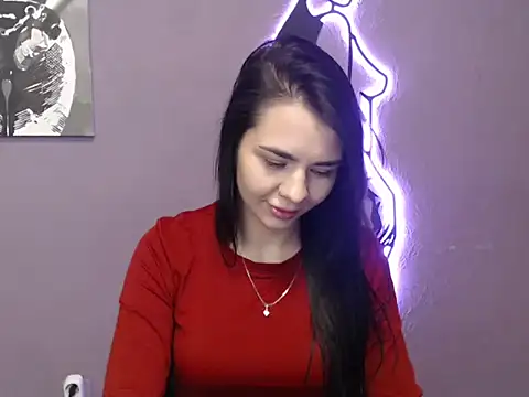 divina kira online show from January 14, 2026, 9:02 am