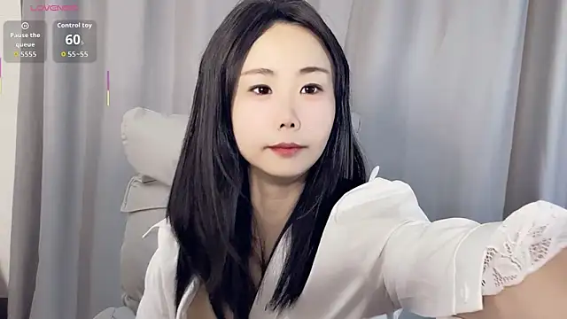 Snow1ice online show from November 22, 2025, 3:05 am