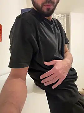 danilo sngr online show from November 17, 2025, 8:57 pm