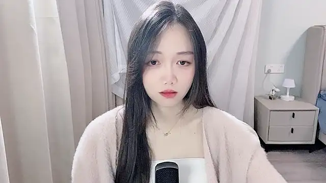 BoiI2u online show from December 16, 2025, 3:16 pm