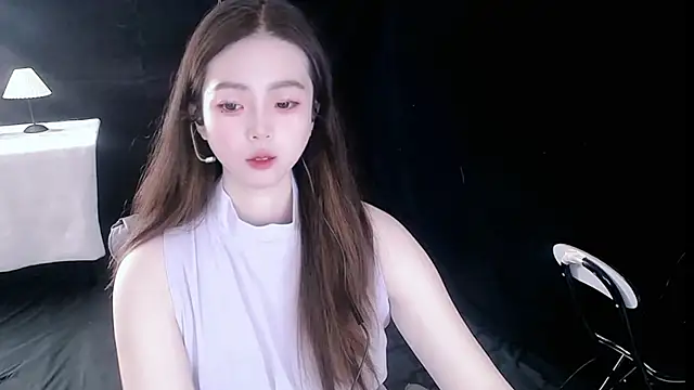 nannanbaby002 online show from November 30, 2025, 3:13 pm