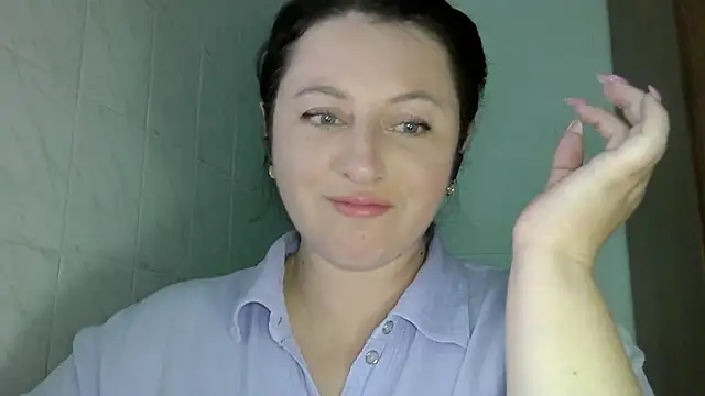 Snapshot of MelinaAx chatting on May 19, 2026, 9:00 pm MelinaAx online show from May 19, 2026, 9:00 pm