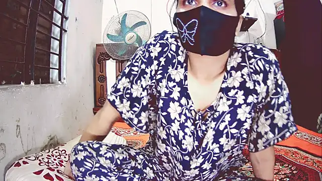 Snapshot of Hor-reka chatting on June 17, 2026, 7:13 pm Hor-reka online show from June 17, 2026, 7:13 pm