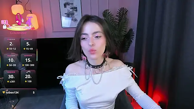 Snapshot of Lana__Soft chatting on March 7, 2026, 8:36 pm Lana Soft online show from March 7, 2026, 8:36 pm
