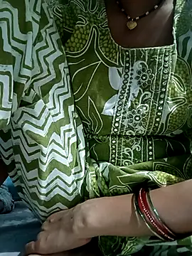 Snapshot of beutiful_hot chatting on June 26, 2026, 9:59 am beutiful hot online show from June 26, 2026, 9:59 am