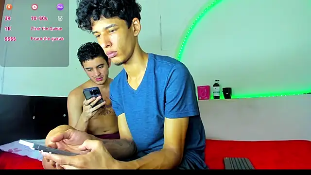 kaiborman00 online show from February 14, 2026, 2:56 am