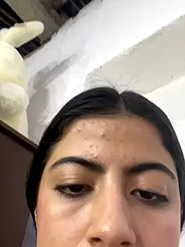 Evaquila online show from November 26, 2025, 9:04 pm