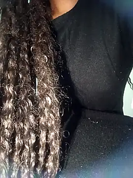 Snapshot of mirna96 chatting on February 21, 2026, 8:33 pm mirna96 online show from February 21, 2026, 8:33 pm