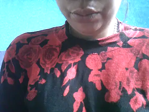 Snapshot of isha_sharma2002 chatting on January 7, 2026, 4:39 am isha sharma2002 online show from January 7, 2026, 4:39 am