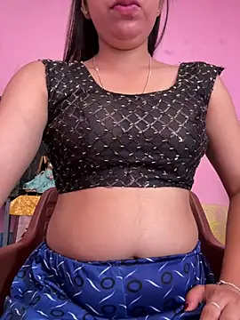 Snapshot of isha_sharma2002 chatting on May 5, 2026, 5:54 am isha sharma2002 online show from May 5, 2026, 5:54 am