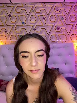 MelanyyJhonson15 online show from March 21, 2026, 3:41 am