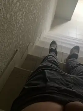 Snapshot of to_chto_nuzhno chatting on December 20, 2025, 12:13 am to chto nuzhno online show from December 20, 2025, 12:13 am