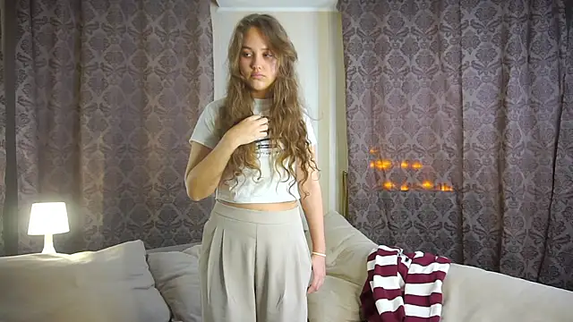 Snapshot of AlesiaTouhey chatting on November 24, 2025, 12:27 pm AlesiaTouhey online show from November 24, 2025, 12:27 pm