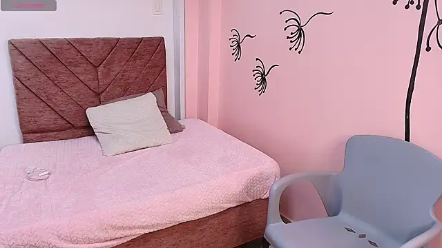 Mellany Bleak   online show from November 19, 2025, 7:36 pm