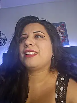 Snapshot of Catalinajane1 chatting on February 7, 2026, 5:32 pm Catalinajane1 online show from February 7, 2026, 5:32 pm