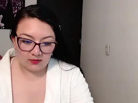 Sam  savage online show from November 19, 2025, 8:42 pm