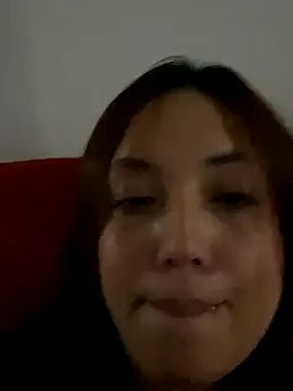 nahoval dania online show from November 19, 2025, 2:22 am