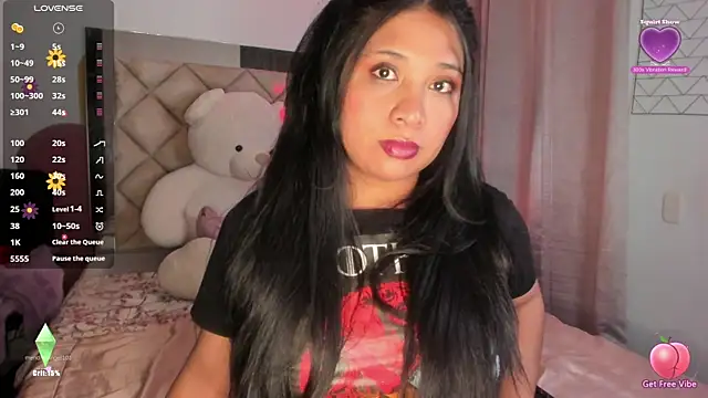 Sweettpepper25 online show from December 1, 2025, 8:37 am