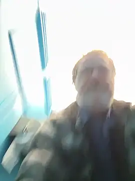 yourdream6969 online show from November 17, 2025, 8:46 pm