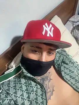 Matiascolageno online show from November 24, 2025, 2:33 am