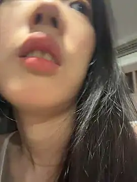 Snapshot of TinyBabe chatting on May 9, 2026, 12:52 pm TinyBabe online show from May 9, 2026, 12:52 pm