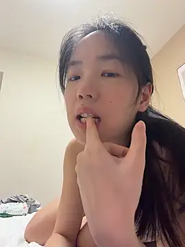 Snapshot of TinyBabe chatting on June 1, 2026, 3:55 pm TinyBabe online show from June 1, 2026, 3:55 pm