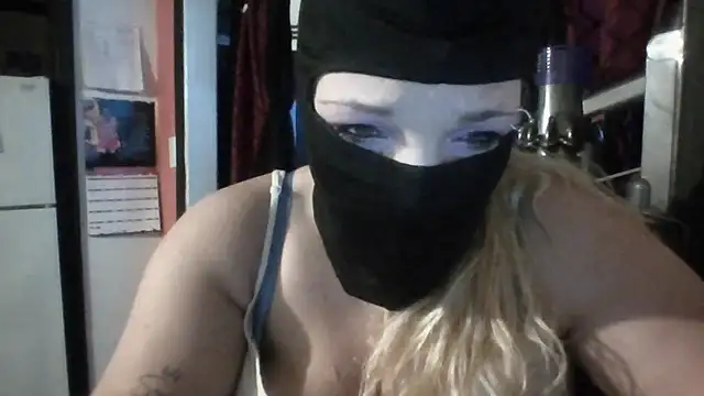 Snapshot of 1anOnlyHoTTLuLu chatting on November 28, 2025, 5:51 am 1anOnlyHoTTLuLu online show from November 28, 2025, 5:51 am