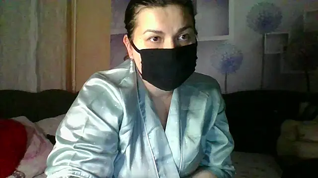 honey sweet couple online show from November 13, 2025, 5:06 pm