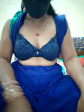 mahalaxmi teluguammai online show from December 17, 2025, 4:06 am