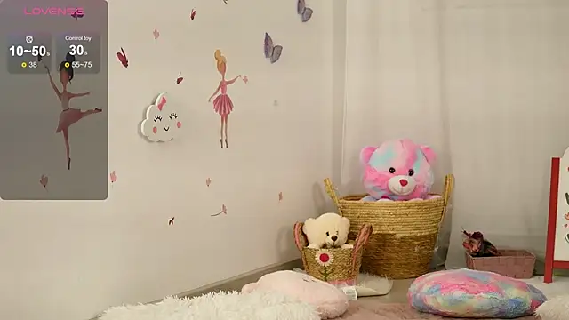 SkyEyesLuna online show from April 1, 2026, 3:19 am