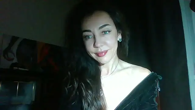 Fellaris online show from December 5, 2025, 2:48 pm