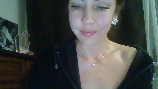 Fellaris online show from November 14, 2025, 2:32 pm