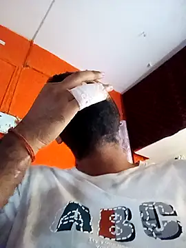 Snapshot of Manav_ira chatting on December 4, 2025, 7:29 am Manav ira online show from December 4, 2025, 7:29 am