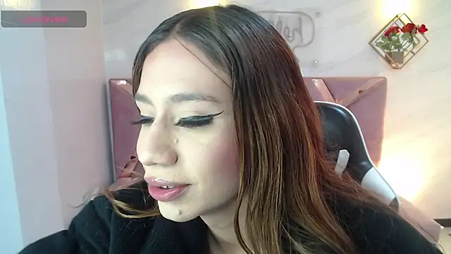 Evy Luxx v online show from December 18, 2025, 3:55 am