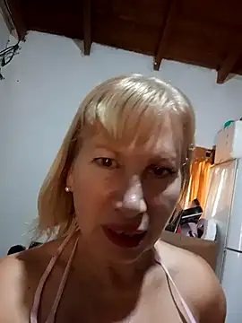 SexyMilf1211 online show from February 4, 2026, 3:18 pm