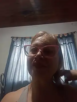 SexyMilf1211 online show from June 13, 2026, 3:54 pm