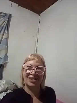 SexyMilf1211 online show from June 5, 2026, 11:27 am