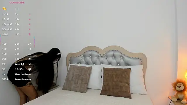 jaylen sweet online show from November 27, 2025, 11:21 am