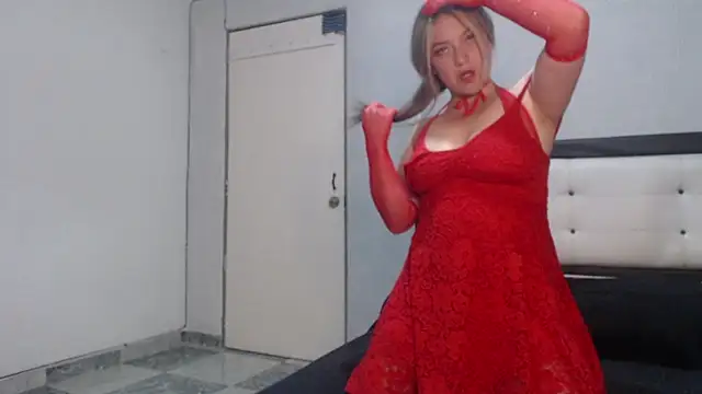 Snapshot of Mahia_000 chatting on November 27, 2025, 2:45 am Mahia 000 online show from November 27, 2025, 2:45 am