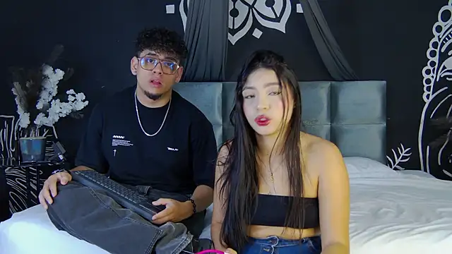 Kamie SebasDolce online show from April 2, 2026, 2:35 pm