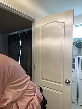 Ayybaebay online show from March 31, 2026, 8:44 pm