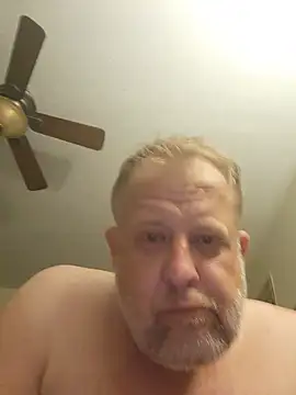 Snapshot of Mikey40wv chatting on July 7, 2026, 7:23 am Mikey40wv online show from July 7, 2026, 7:23 am