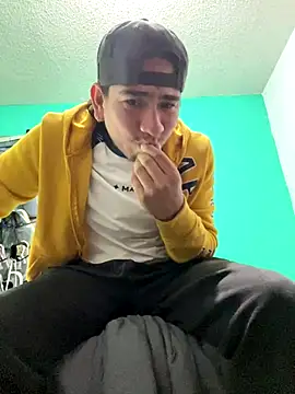 algila08 online show from November 23, 2025, 5:39 am