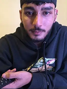 Snapshot of Brunicci chatting on February 2, 2026, 11:31 am Brunicci online show from February 2, 2026, 11:31 am