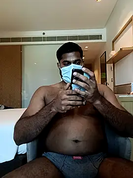 frolicme456 online show from December 17, 2025, 8:52 am