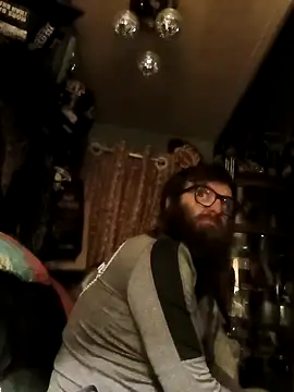 paypapoppa online show from February 4, 2026, 8:31 am