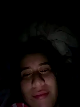 Snapshot of Scarlett_Noire_outdoors chatting on November 18, 2025, 5:11 am Scarlett Noire outdoors online show from November 18, 2025, 5:11 am