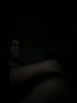 Snapshot of Scarlett_Noire_outdoors chatting on November 21, 2025, 3:27 am Scarlett Noire outdoors online show from November 21, 2025, 3:27 am