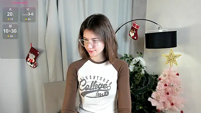 MarilynMun online show from January 6, 2026, 2:04 am