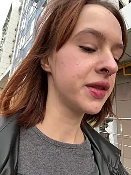 hani obsessed online show from December 4, 2025, 9:30 am